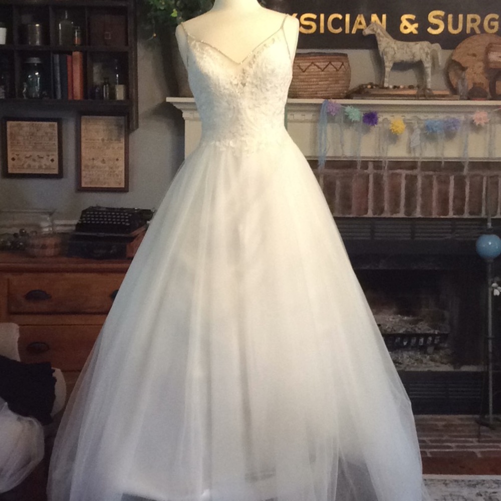 Rebecca Ingram Wedding Gown